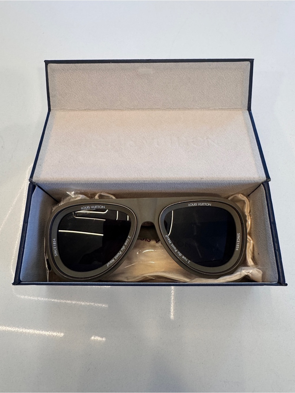 Louis Vuitton Matte Super Vision Aviator